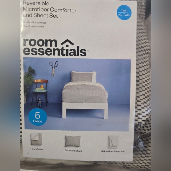 Reversible Microfiber comforter and sheet set - Picture 3 of 4